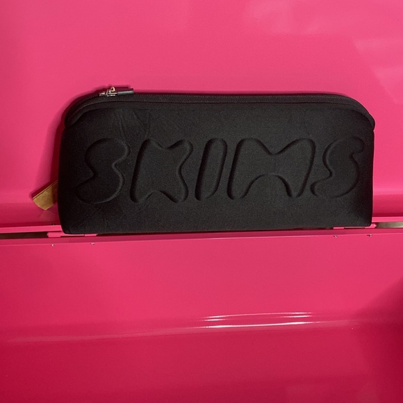 SKIMS NEOPRENE POUCH - Picture 1 of 6